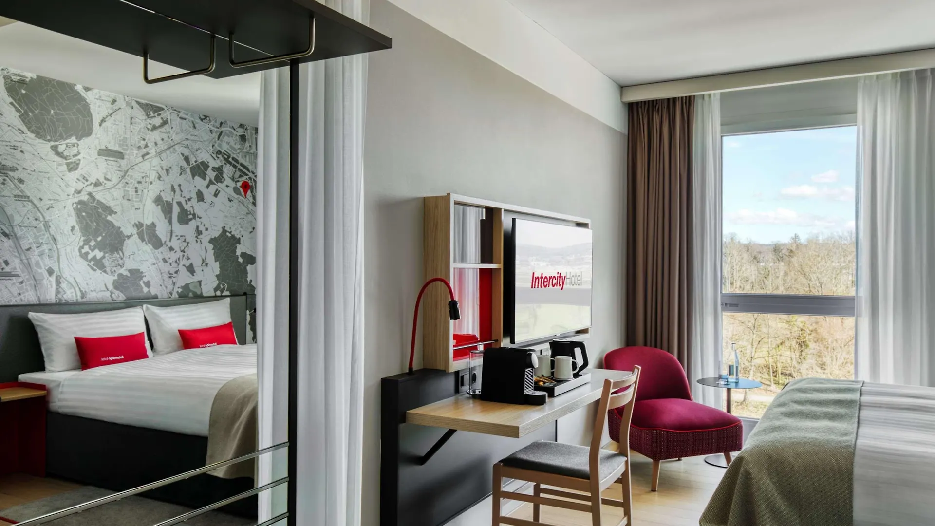 Intercityhotel Zuerich Airport Рюмланг 4*,  Швейцария