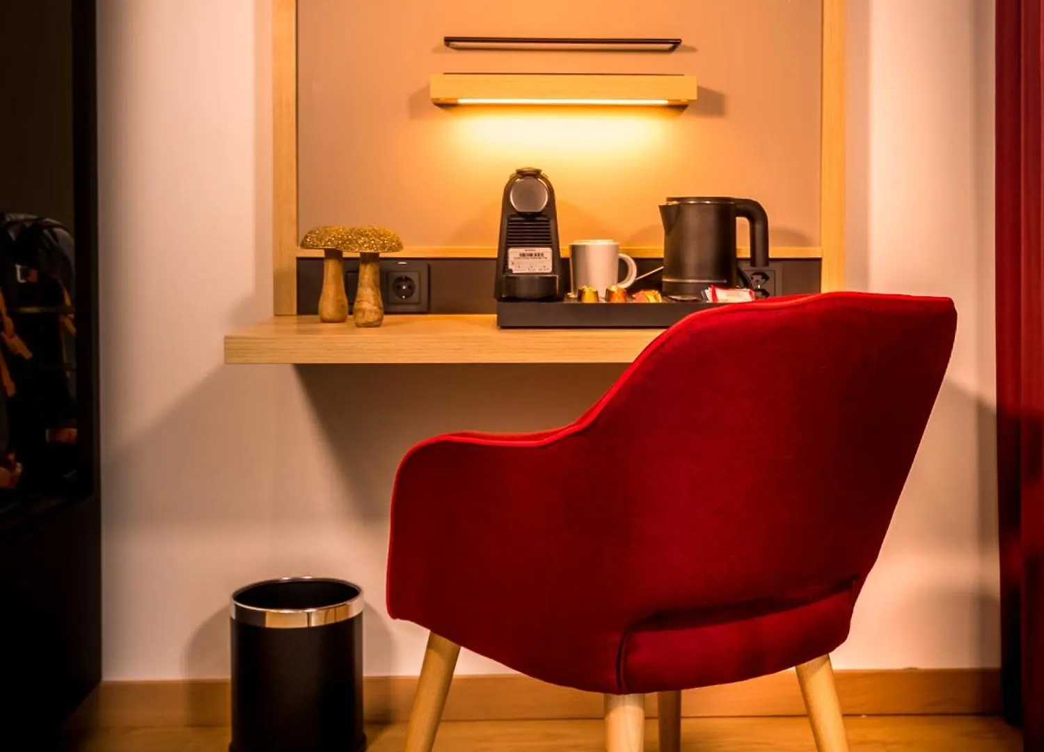 Intercityhotel Zuerich Airport Рюмланг 4*,